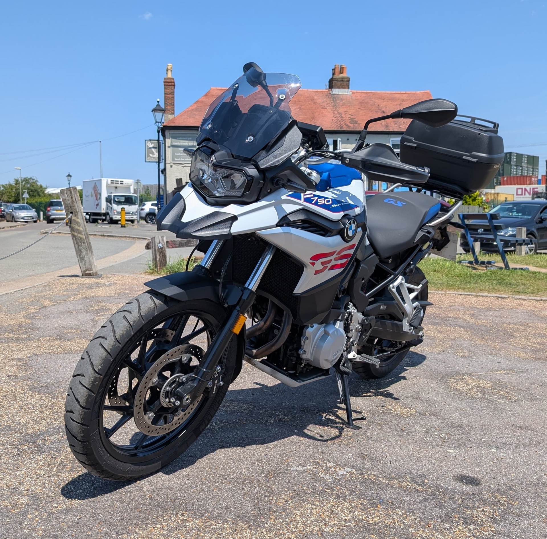 2023 BMW F 750 GS TE — photo 2